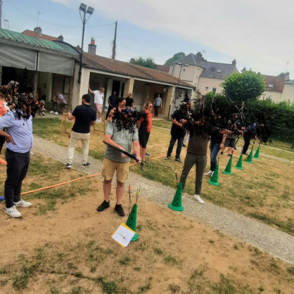 Initiation au tir à l'arc organisée au profit des salariés d'une entreprise