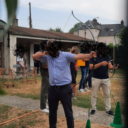Initiation au tir à l'arc organisée au profit des salariés d'une entreprise